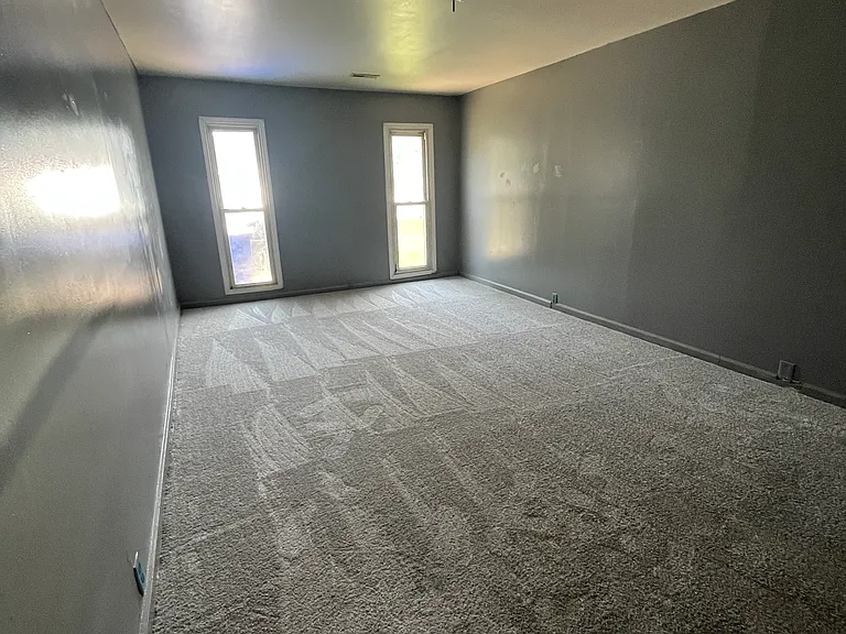 7601 Ireland Dr — Photo 10