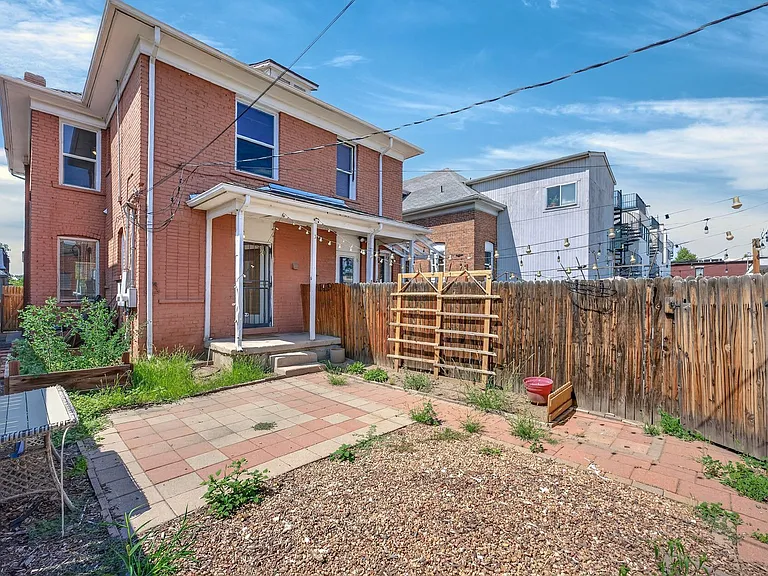 3030 Stout St — Photo 25