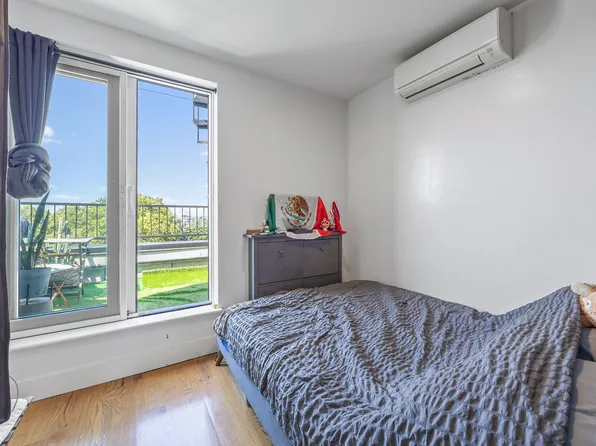 305 Sumpter Street image 39 of 48