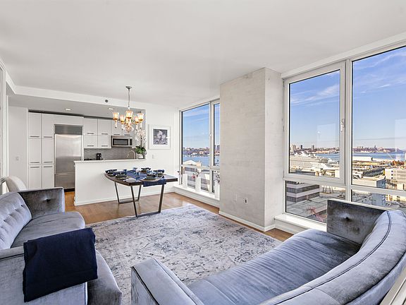 5th image of 635 W 42nd St APT 18G