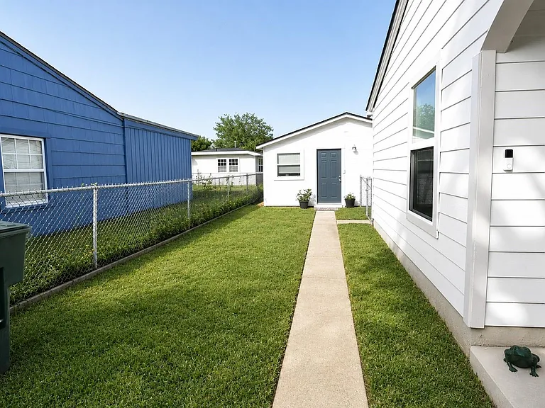 1202 Bayou Shore Dr #2 — Photo 13
