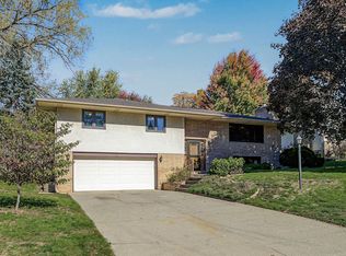 3201 Townview Ave NE, Minneapolis, MN 55418