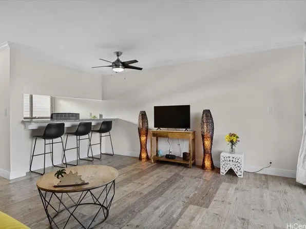 92-844 Kinohi Pl APT 44, Kapolei, HI 96707