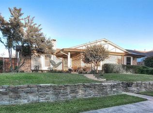 1929 Avignon Ct, Carrollton, TX 75007