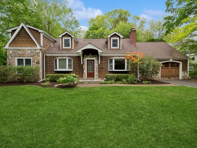 81 Nichols Avenue, Stamford, CT, 06905