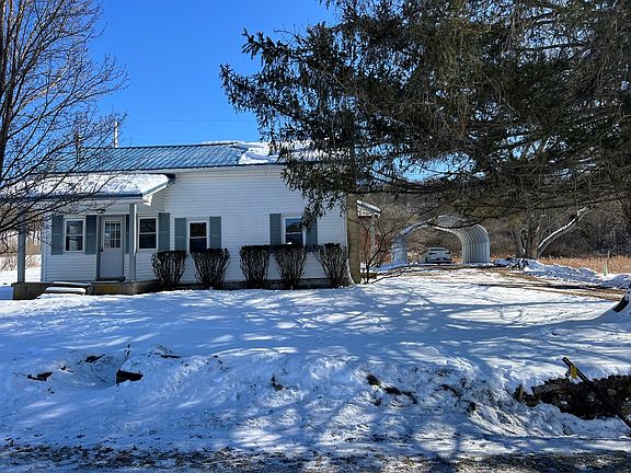 3rd image of 864 Bear Creek Rd