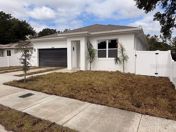 4th image of 3204 E COLUMBUS DRIVE