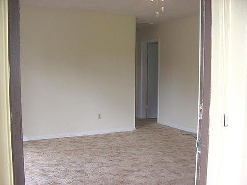 3rd image of 1618 Weybridge St