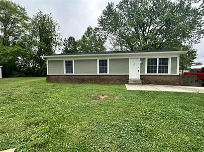 1405 Heather Pl