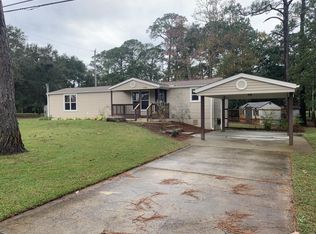 1769 Kell Rd, Gulf Breeze, FL 32563