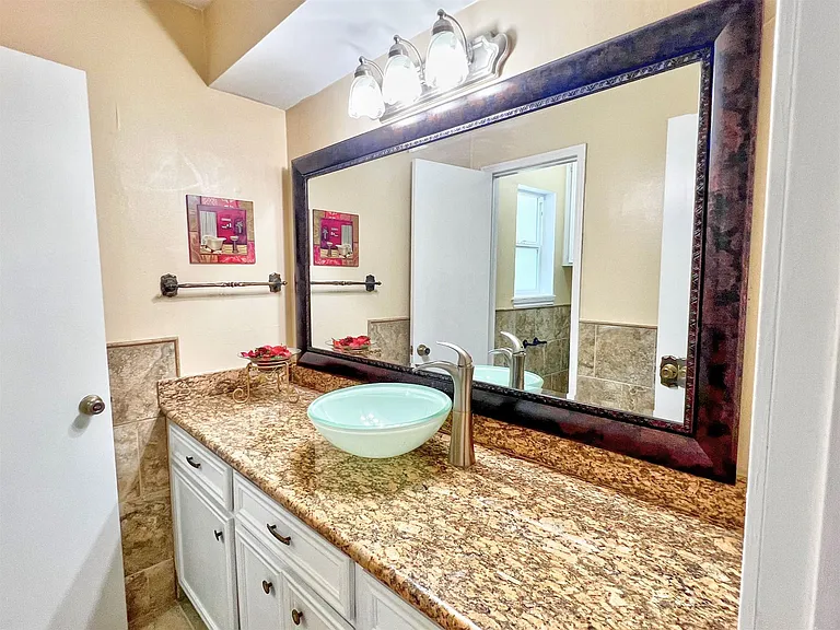 16902 Summit Oaks Ln — Photo 23