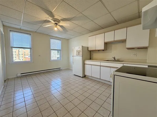 53 Gore St, Cambridge, MA
