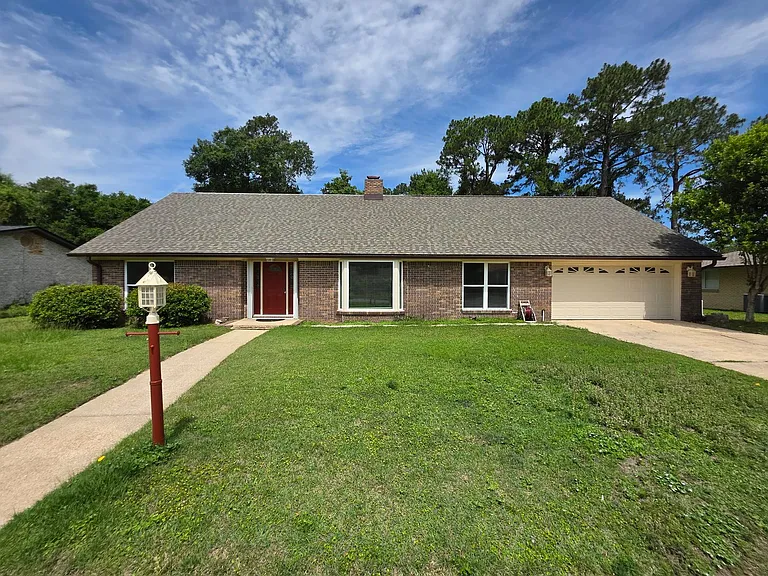 7866 Apollo Dr — Photo 2