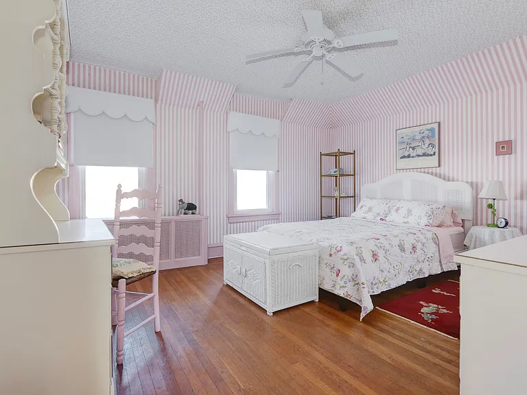 7401 Ventnor Ave — Photo 25