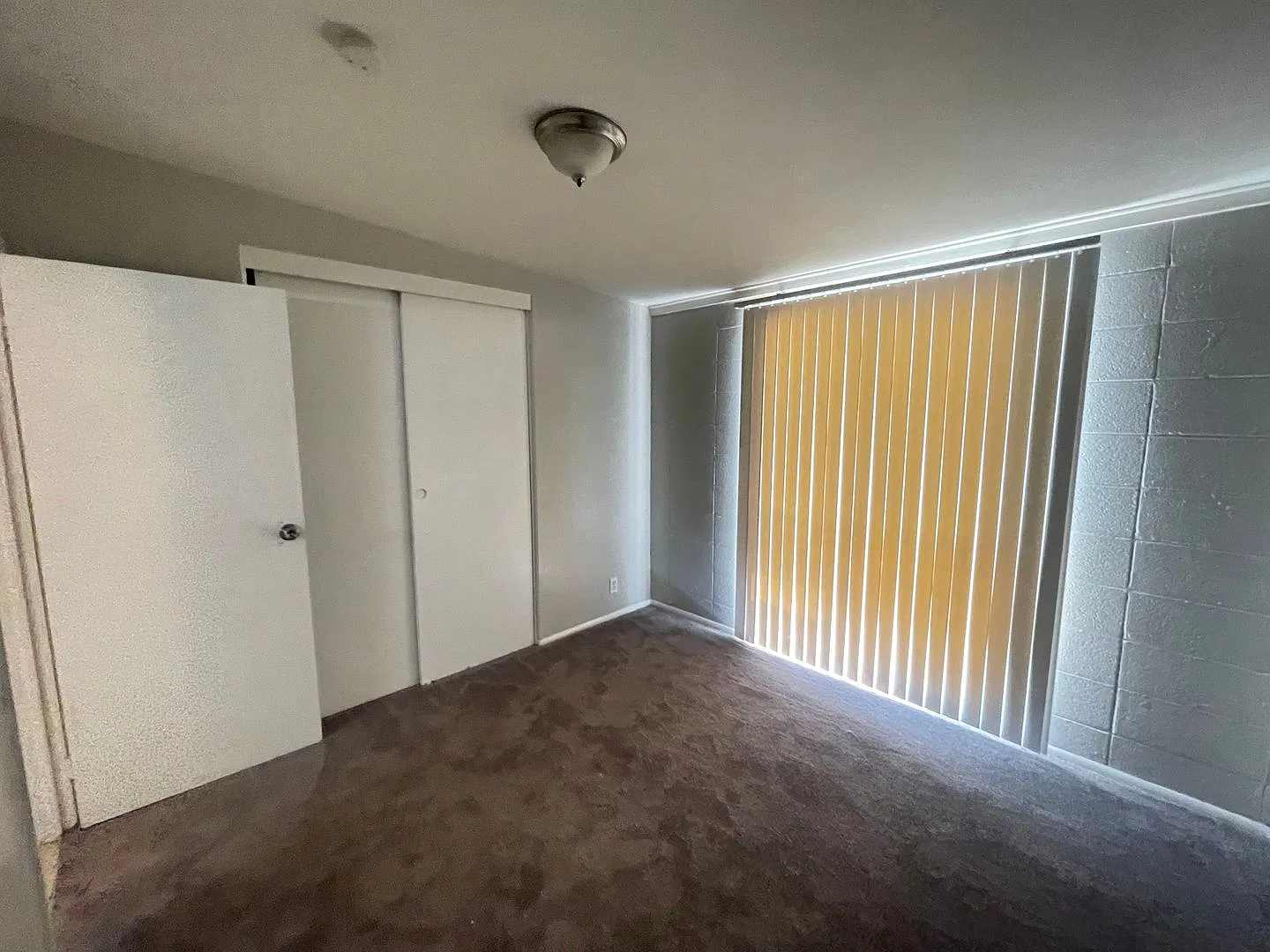 3 Bedroom 2 Bathroom Home!! — Photo 3