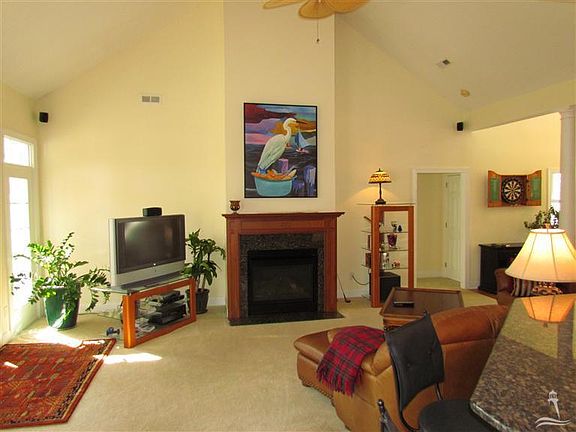 3rd image of 3713 Fairfield Way #3