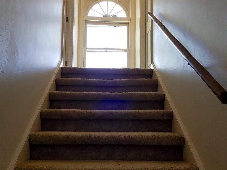 954 Glastonbury Cir #B — Photo 9