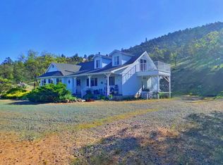 8320 Far Away Pl, Fort Jones, CA 96032