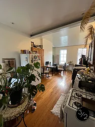 307 East 76th Street
