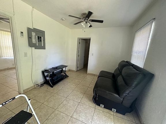 3rd image of 705 NE 3rd St #2