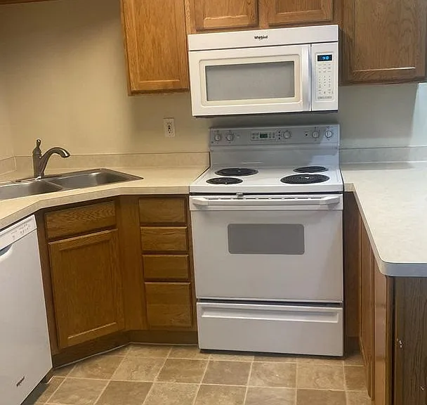 650 N 500 W #204 — Photo 10
