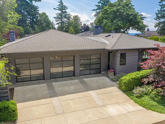 2nd image of 4604 Dubois Dr