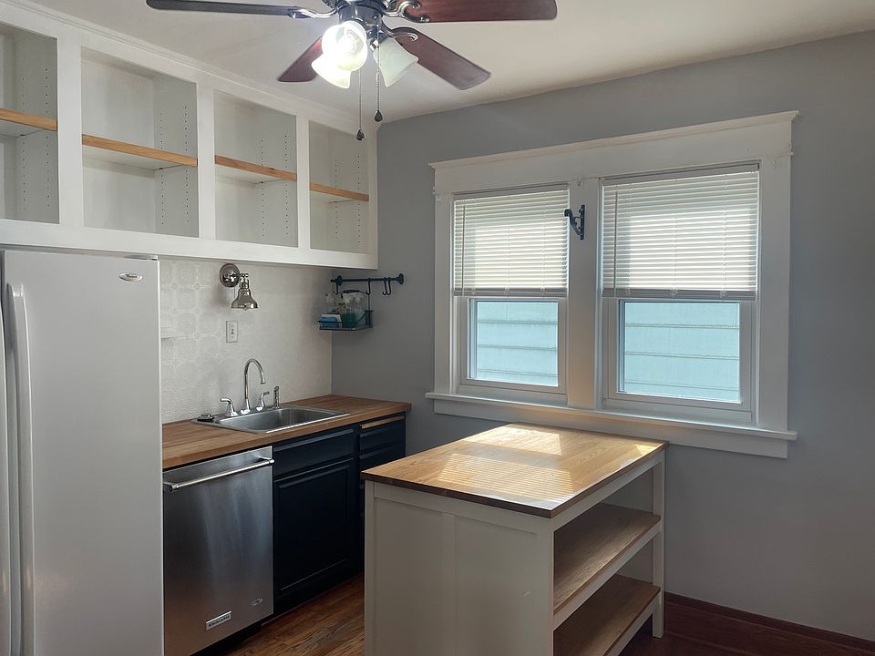 1st image of 301 Colvin Ave #2