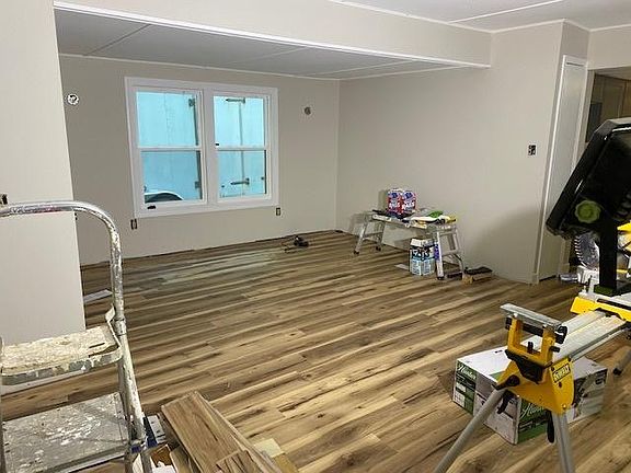 4th image of 27313 Jinks Way