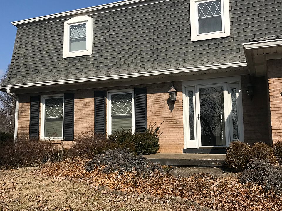 2nd image of 113 Southpoint Dr