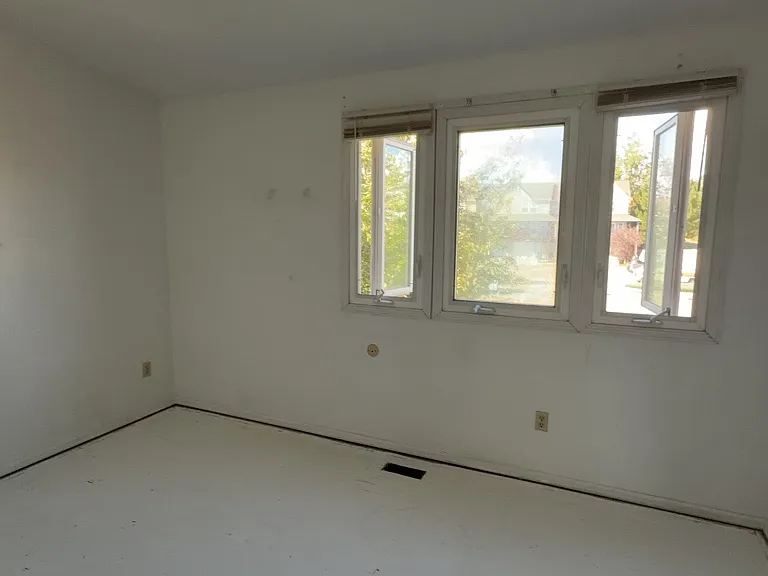 954 Brant Hollow Ct — Photo 13