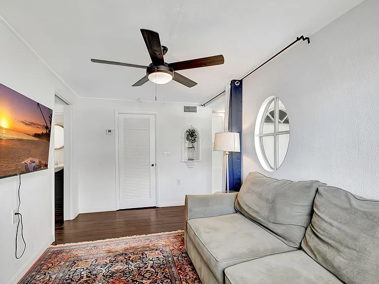 412 El Prado — Photo 52