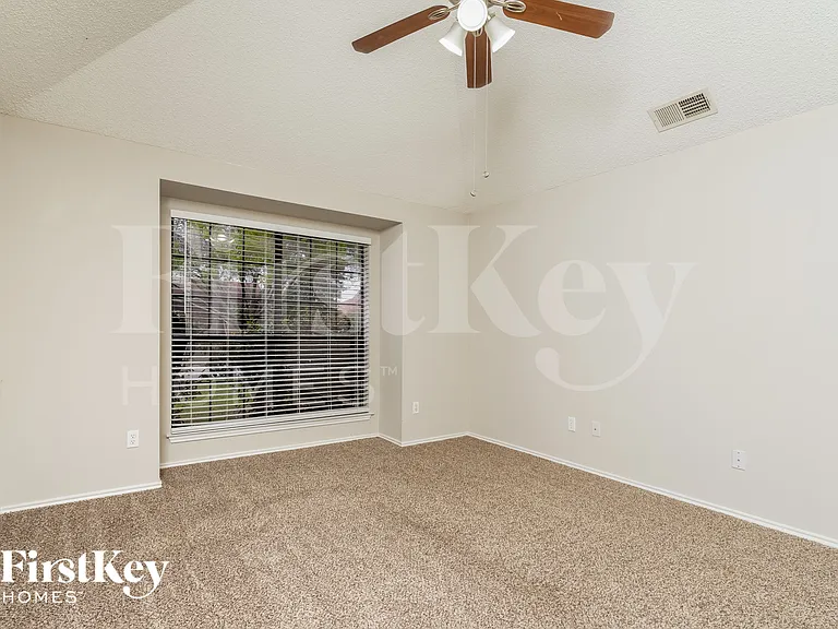 7921 Rice Dr — Photo 9