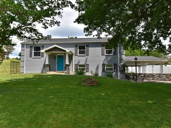 104 Elm Dr, Bridgeport, WV 26330