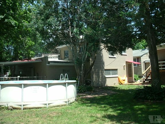 3rd image of 600 E Grimes St