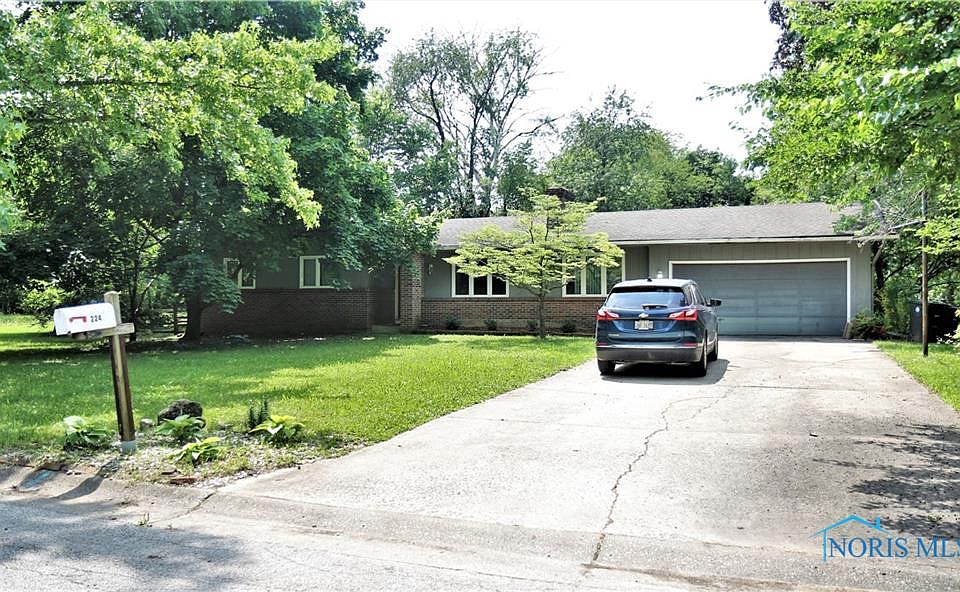 1st image of 224 Baldwin Ave