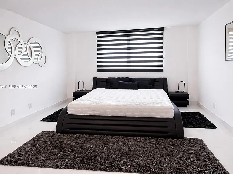 19380 Collins Ave #307 — Photo 4