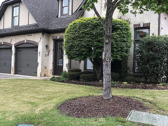 Right side front yard