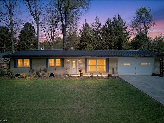 3rd image of 7439 Rockingham Rd