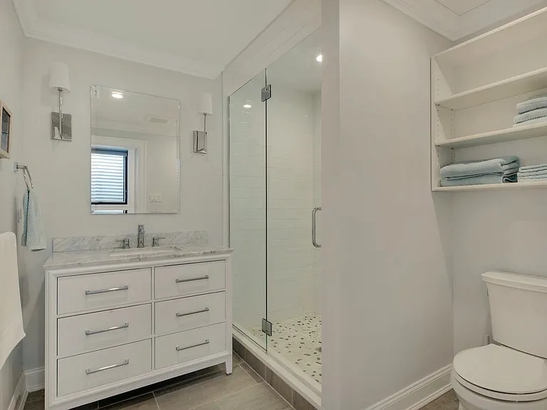 165 Marine Pl — Photo 26