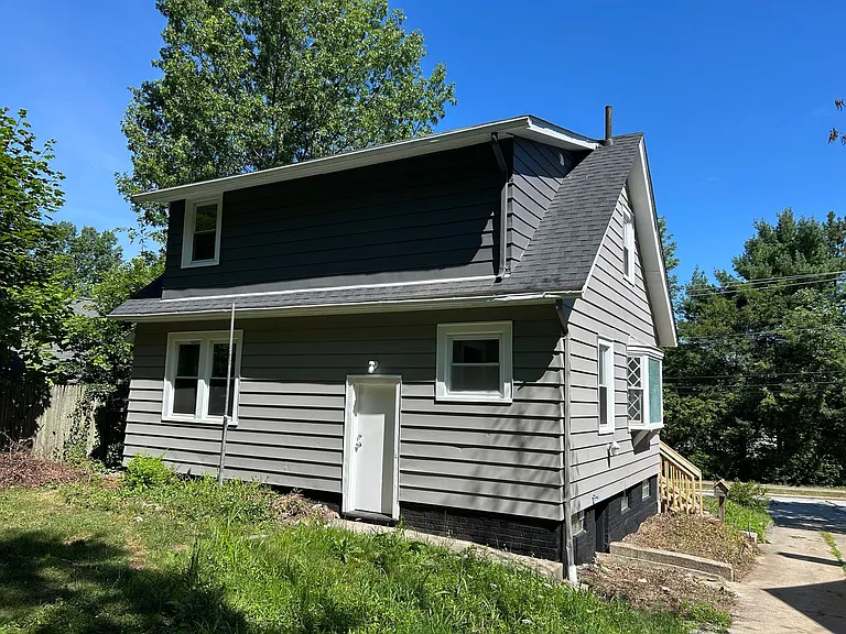 4528 Rainbow Rd — Photo 4