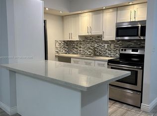 18875 NW 62nd Ave APT 106, Hialeah, FL 33015