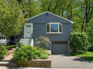 44 Hackensack Rd, Chestnut Hill, MA 02467