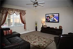 WHI5P841SP-family-room