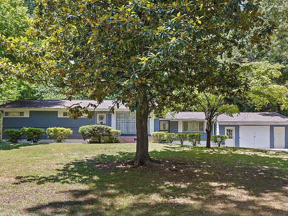 2nd image of 803 S Seminole Dr