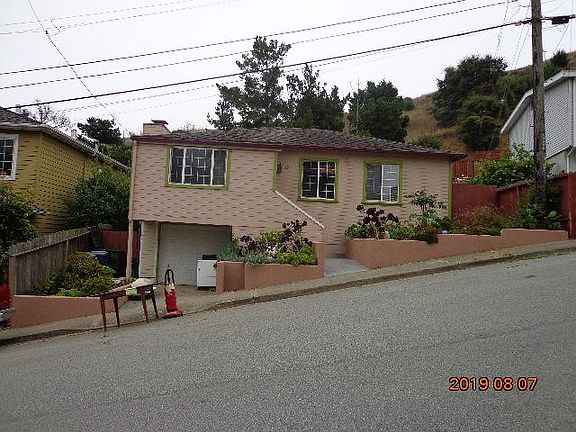 2nd image of 72 Franklin Ave