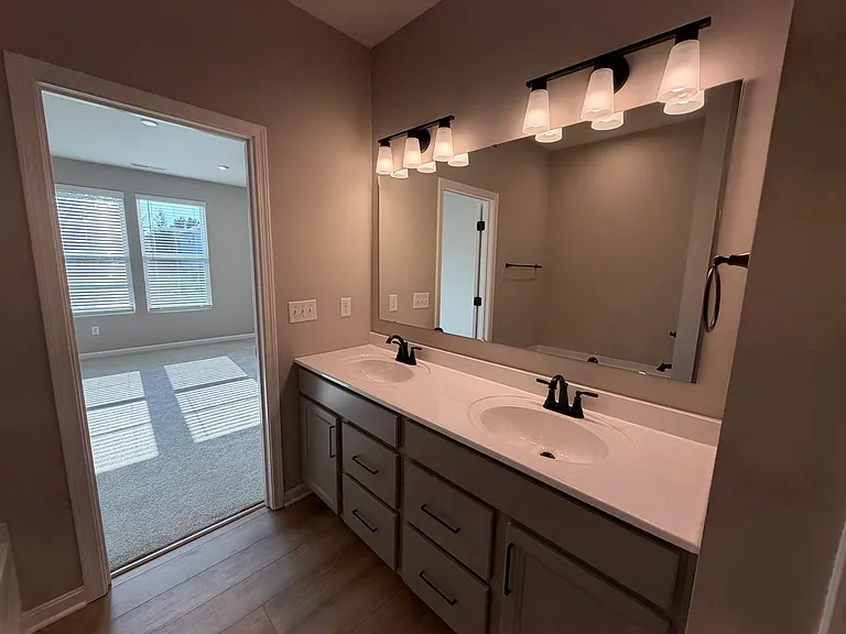7150 Maidstone Cv — Photo 23