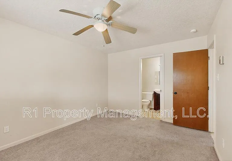 222 Shannon Pl NW #1 — Photo 41