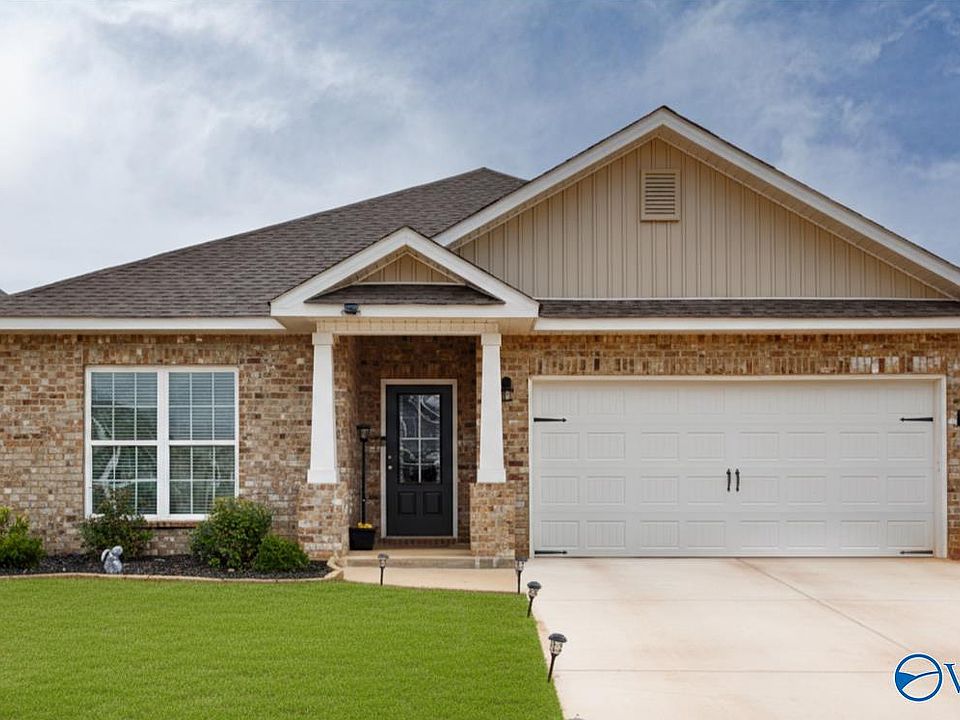 1st image of 225 Irish Hill Dr