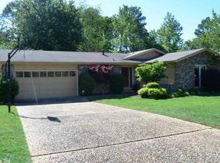 2220 Grist Mill Rd, Little Rock, AR 72227