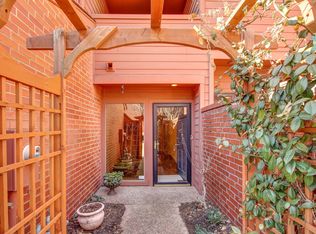 38 Woodward Blvd, Tulsa, OK 74114